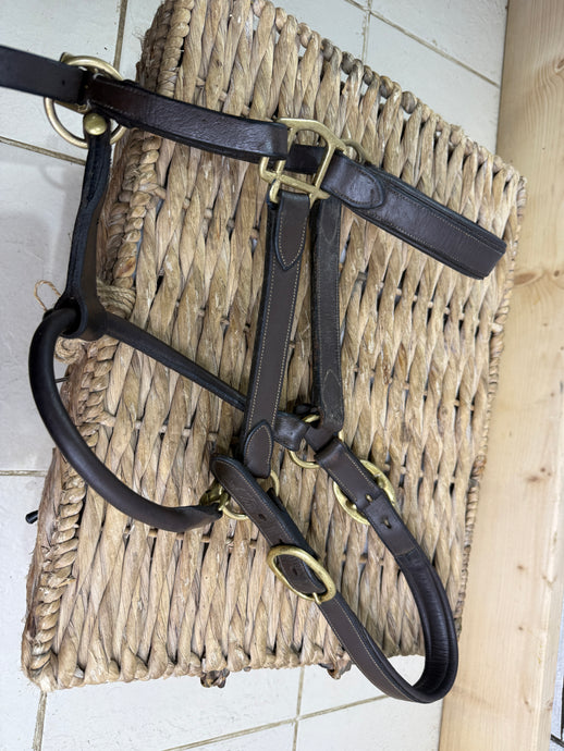 S/H Mark Todd Padded Leather Headcollar - Cob - Brown/Brass