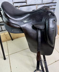 17 1/2” Wide Orthoflex Panel Saddle - Black