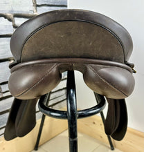 Load image into Gallery viewer, 17 1/2” MN Chris Gohl GP Saddle - Brown