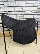 Load image into Gallery viewer, S/H Nuumed GP Cotton Hi Wither Numnah - Black - L