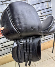 Load image into Gallery viewer, 17 1/2” Wide Greyfriers Saddle Company English GP Saddle - Brown