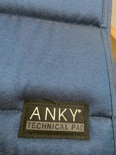 Load image into Gallery viewer, Anky Suadouro Dressage Tera Silicon Grip Padded Saddlepad
