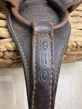 Load image into Gallery viewer, S/H Genuine Billy Cook USA Western Breastplate - Brown