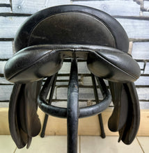 Load image into Gallery viewer, 17” Wide Native Pony/Comfort Saddles WH Saddle - Black