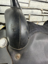 Load image into Gallery viewer, 15” Wintec Western Saddle - Black