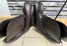 Load image into Gallery viewer, 17” MW-Wide Jeffries Falcon Hawk Event GP Saddle - Brown