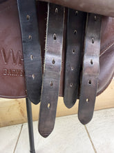 Load image into Gallery viewer, 16 1/2” Changeable Gullet Whitaker Barnsley Pony Jumping Saddle - Brown