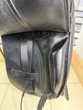 Load image into Gallery viewer, 18” MW Albion Legend K2 Dressage Saddle - Black
