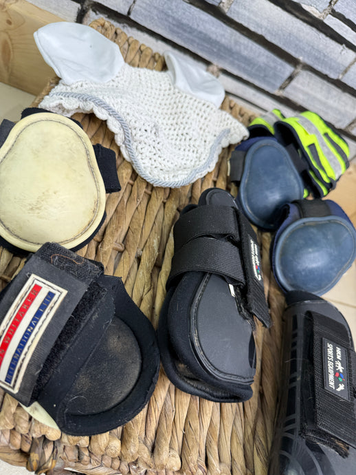 S/H Job lot Pony Size Boots, Fly Veil, Hi-Viz