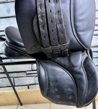 Load image into Gallery viewer, 15 1/2” MW Morris &amp; Nolan English Pony GP Saddle - Black