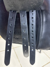 Load image into Gallery viewer, 16 1/2” XW Teversal WH Saddle - Black