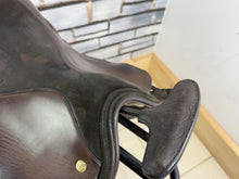 Load image into Gallery viewer, 16 1/2” MW-XW/Changeable Gullet Equextra Cob GP Saddle - Brown