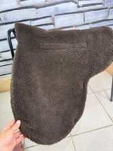 Load image into Gallery viewer, S/H Supreme Products WH/Show Fur Numnah - Brown - 18”/L