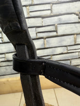 Load image into Gallery viewer, S/H Comfort Flash Dressage Bridle - Black - Full