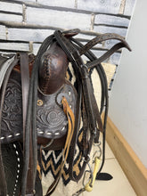 Load image into Gallery viewer, 15” Leather Western Set-Saddle, Headstall, Nathe Gag, Cinch