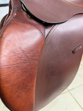 Load image into Gallery viewer, 17” Wide Knightrider Miner Jump/GP Saddle - Tan