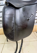 Load image into Gallery viewer, 17” Wide Ideal/Martin Wilkinson Suzannah Dressage Saddle - Black
