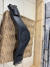 Load image into Gallery viewer, S/H 26” Prolite SG Anatomic Shaped Dressage Girth - Black