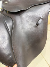 Load image into Gallery viewer, 17” Wide Farrington Burford Event Cob Saddle - Brown