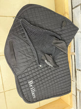Load image into Gallery viewer, S/H Brillare Close Contact Jump Saddlepad &amp; Ears Set -Black- Full