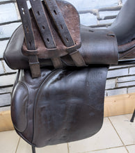 Load image into Gallery viewer, 17 1/2” Wide Lovatt &amp; Rickets Sylvan English GP Saddle - Brown - Arabian Saddle Company