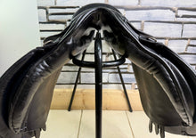 Load image into Gallery viewer, 17 1/2” Extra Wide M&amp;J Saddlery English GP Saddle - Black - XW Cob Tree