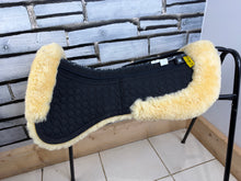 Load image into Gallery viewer, Mattes Wool Shim Half Pad - Saddle Adjuster -Black- Large