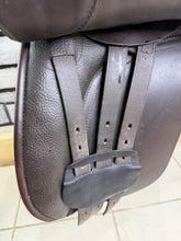 Load image into Gallery viewer, 17” MW-Wide Ideal Ramsey Show/WH Saddle - Brown