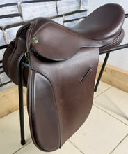 Load image into Gallery viewer, 17 1/2” MW Ideal VSD Saddle - Brown