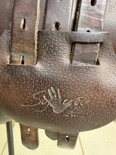 Load image into Gallery viewer, 17” +1 (MW) Equipe Synergy Jump Saddle - Brown - Double Flap