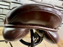 Load image into Gallery viewer, 17 1/2” MW Ideal Suzannah Dressage Saddle - Brown