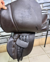 Load image into Gallery viewer, 17” XW Manor GP Cob Saddle - Brown