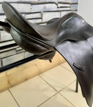 Load image into Gallery viewer, 16” Wide Hastilow Pony GP Saddle - Brown