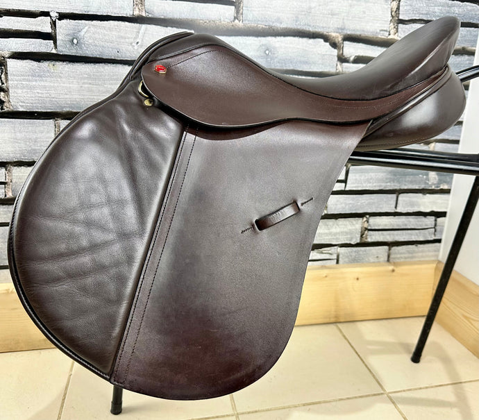 17 1/2” Wide Albion K2 GP Saddle - Brown