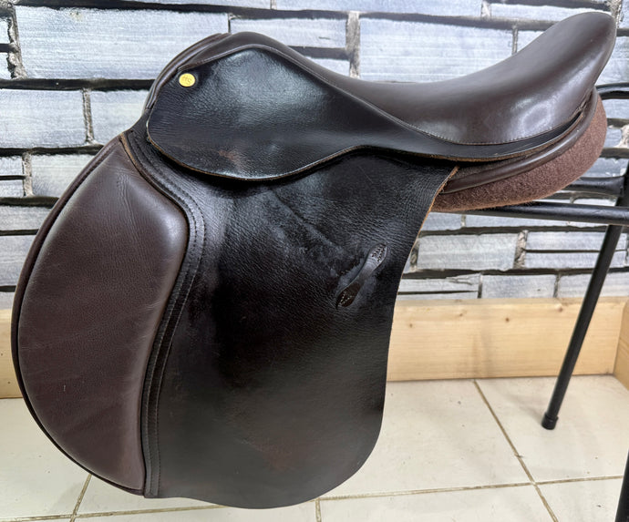 17 1/2” MN Humphries & Swain Holistic Saddlery GP/Jump Saddle - Brown