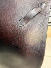 Load image into Gallery viewer, 17 1/2” C (MW) Stubben Siegfried II Jump Saddle - Brown