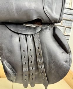 17 1/2” Medium Henri De Rivel Jump Saddle - Black