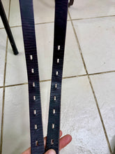 Load image into Gallery viewer, 17” Original Heather Moffat Nursey Fhoenix VSD/Dressage Saddle - Black