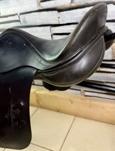 16” Wide Santa Cruz Pony GP Saddle - Black