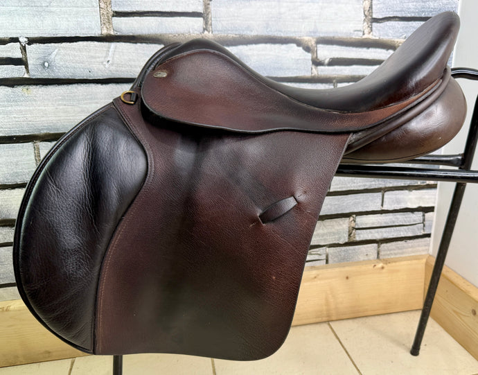 17 1/2” MW Farrington Burford Event Saddle - Brown Buffalo