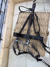 Load image into Gallery viewer, S/H English Complete Pelham Hunting Bridle - Brown - Full