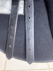 16 1/2” MW Synthetic Lightwieght GP Saddle - Black