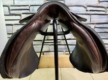 Load image into Gallery viewer, 17 1/2” Wide Paul Jones Working Hunter Saddle -Brown- Suede Seat &amp; Knees