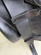 Load image into Gallery viewer, 17” MW GZS Para/RDA/Learner Saddle - Black