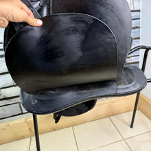 Load image into Gallery viewer, 17” Wide Trapezius Panel Saddle - Black