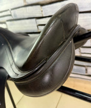 Load image into Gallery viewer, 16” Wide Santa Cruz Pony GP Saddle - Black