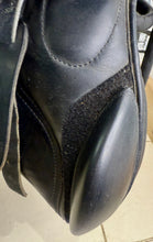Load image into Gallery viewer, 17 1/2” MW Saddle Company Genoa GP Saddle - Black