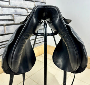 17” Medium Kieffer Wien DL Dressage Saddle - Black
