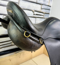 Load image into Gallery viewer, 16 1/2” Wide Ryder GP/VSD Saddle - Black