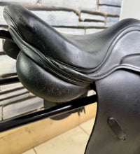 Load image into Gallery viewer, 16” MW Saddle Company Pony GP Saddle - Black - Changeable Width on a Press